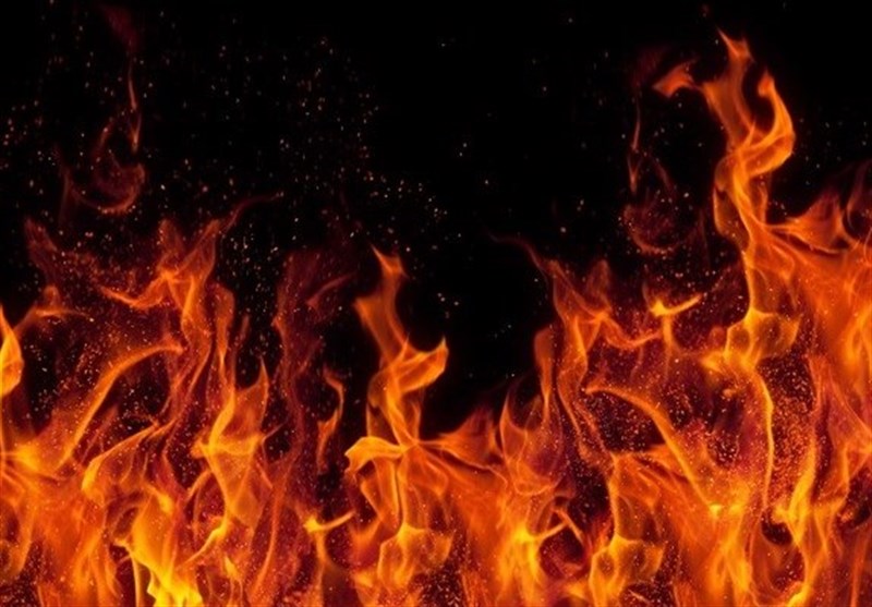 آتش سوزی سردخانه ۲۰۰۰ تنی بر اثر بی احتیاطی