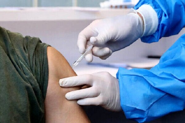 تزریق دز سوم واکسن کرونا برای تمامی گروه‌های سنی