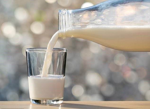 کشف ۲۲ تن شیر بدون مجوز بهداشتی در بهار