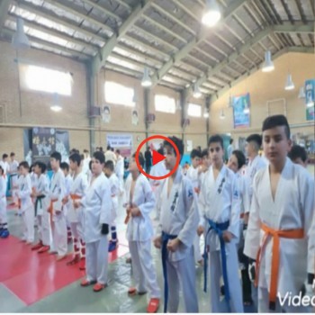 مسابقات قهرمانی استان کیوکوشین کاراته روز گذشته به میزبانی بهار برگزار شد