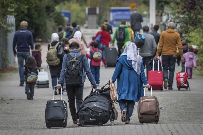 جامعه ایران در حال ورود به فاز «مهاجرت توده‌وار»