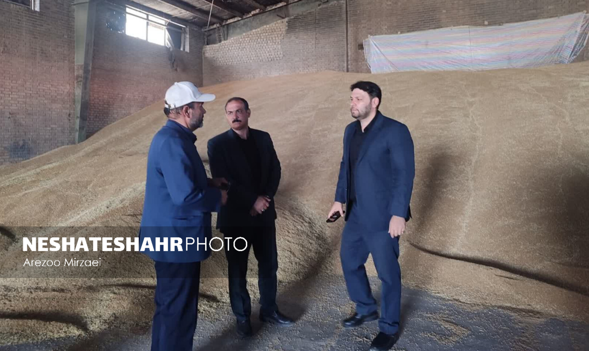بازدید فرماندار شهرستان از مراکز خرید گندم در شهرستان بهار/ پیش بینی تولید ۶۲ هزار تن گندم در بهار