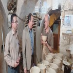بازدید فرماندار شهرستان بهار از تعدادی از کارگاه‌های سفال لالجین/ پیگیری مشکلات هنرمندان این صنعت