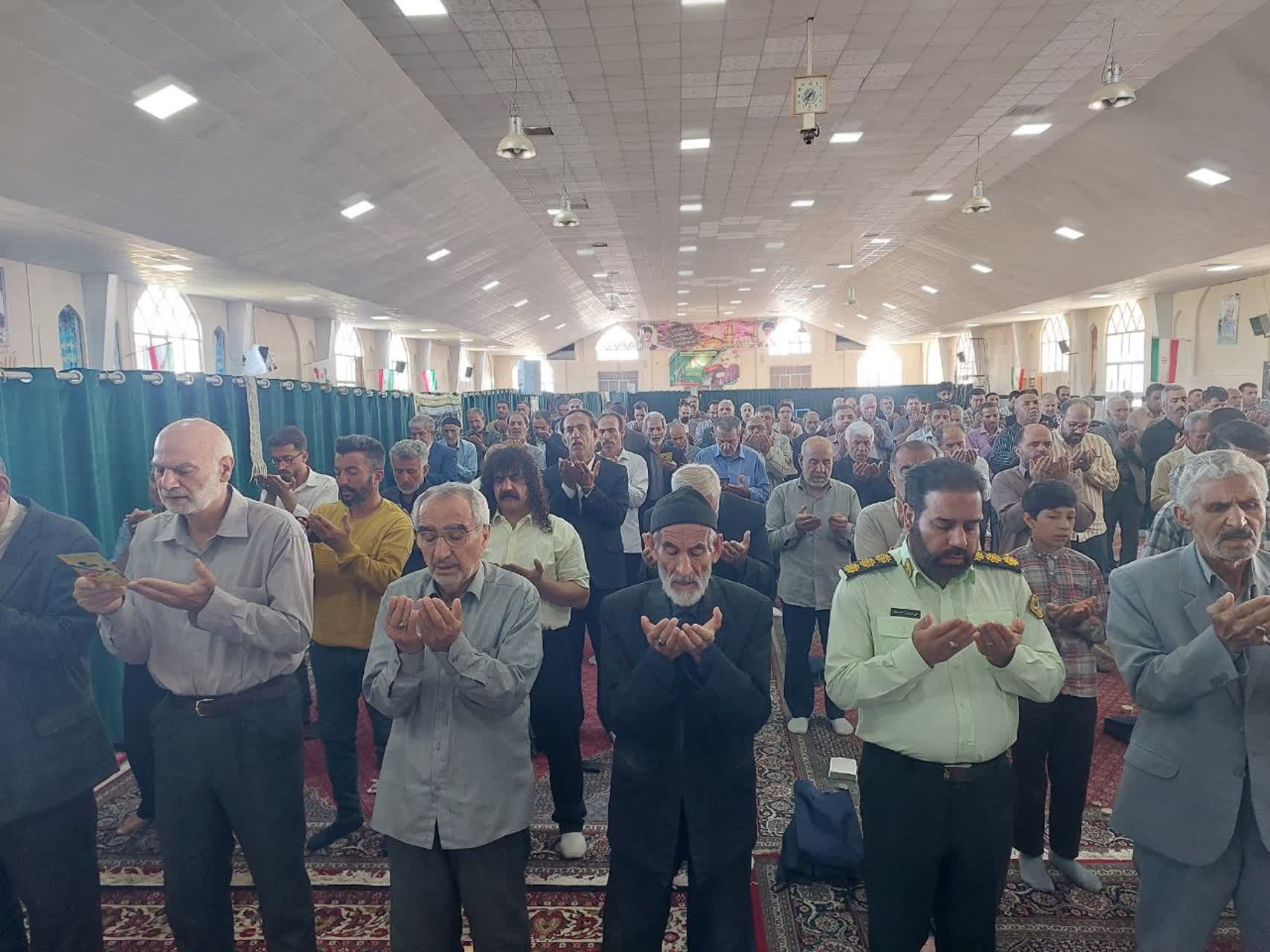 گزارش تصویری از برگزاری نماز عید سعید قربان در مصلی امام خمینی(ره) بهار