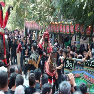 گزارش تصویری از مراسم عزاداری سومین روز از شهادت امام حسین (ع) و یارانش