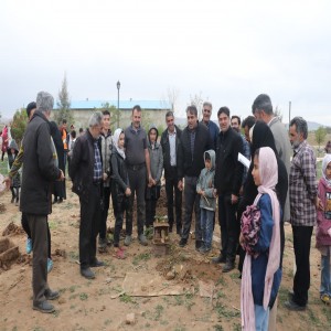 گزارش تصویری از جشنواره سازه های گلی بر پایه خانه های روستایی در حسام آباد