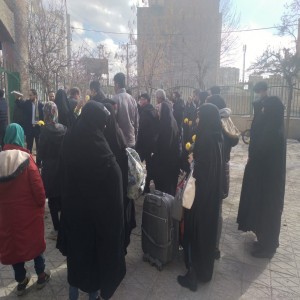 گزارش تصویری از اعزام ۴۴ نفر از زائر اولی های بهزیستی شهرستان بهار به مشهد مقدس