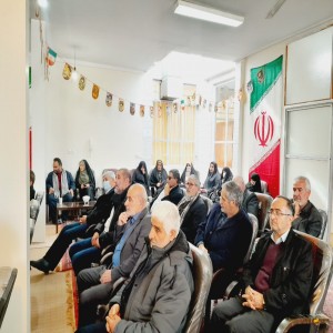 برگزاری برنامه جشن انقلاب و خاطره گویی در محل دفتر امام جمعه بهار