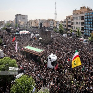 گزارش تصویری از بدرقه تاریخی رئیس جمهور شهید و همراهانش در تهران