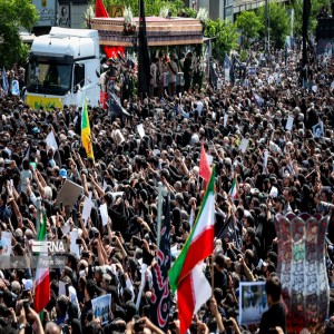 گزارش تصویری از بدرقه تاریخی رئیس جمهور شهید و همراهانش در تهران